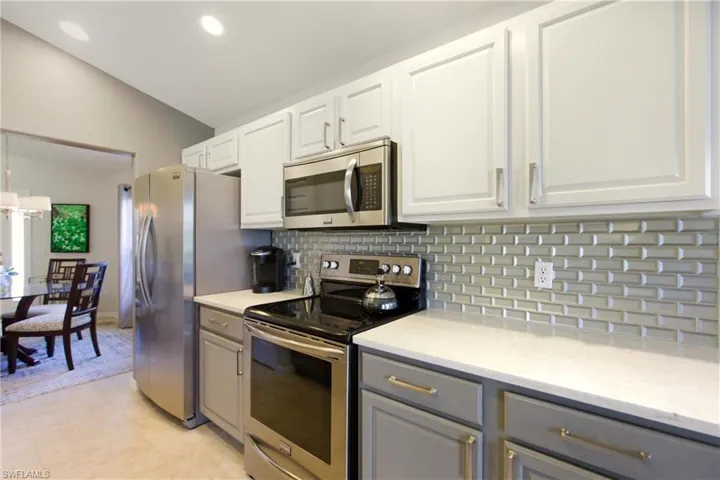 updated Stainless appliances