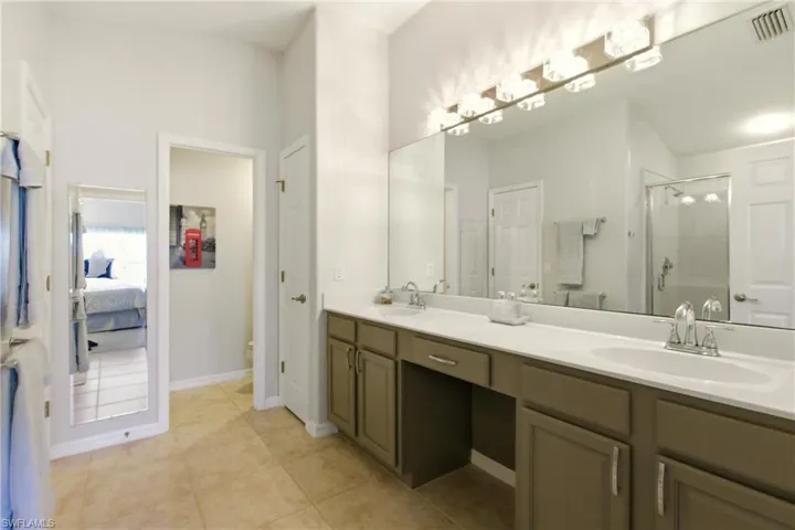 Main Bedroom bath