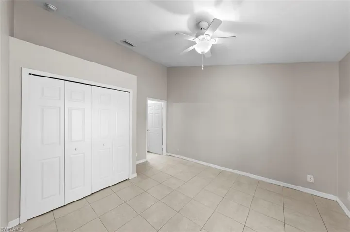 Unit 5034 primary bedroom