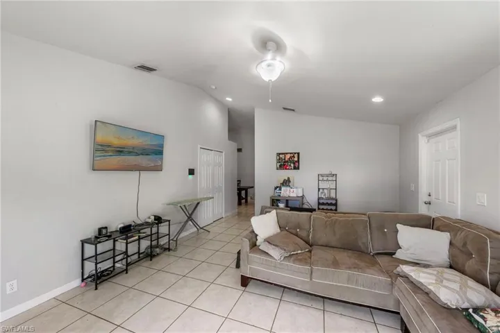 Unit 5032 living room