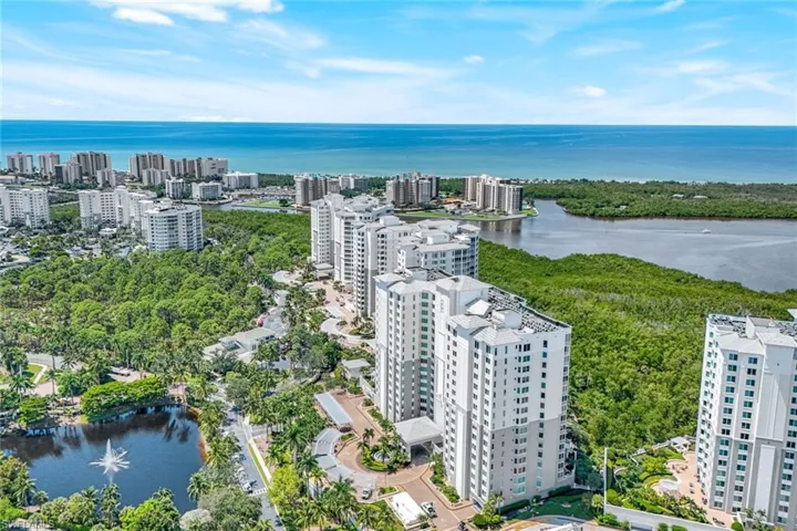 275  Indies  WAY, Naples, FL 34110