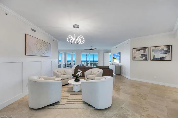 275  Indies  WAY, Naples, FL 34110