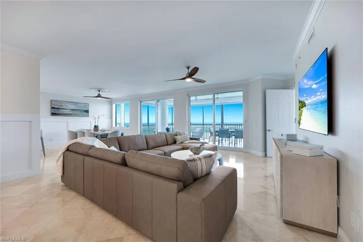 275  Indies  WAY, Naples, FL 34110