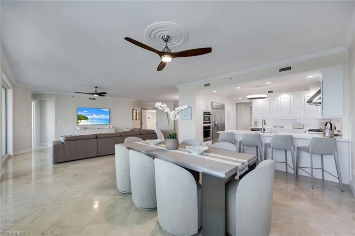 275  Indies  WAY, Naples, FL 34110
