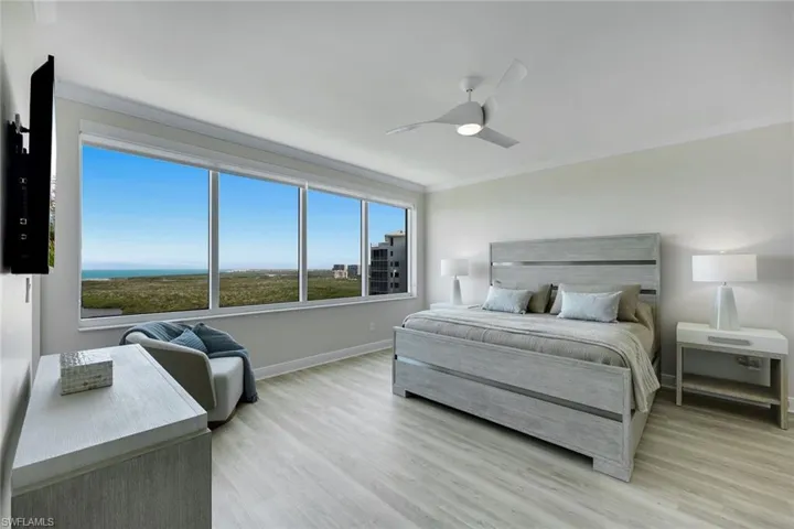 275  Indies  WAY, Naples, FL 34110