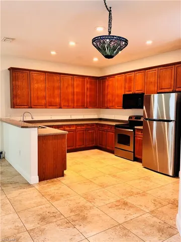 26527 Robin Way, Bonita Springs, Florida 34135