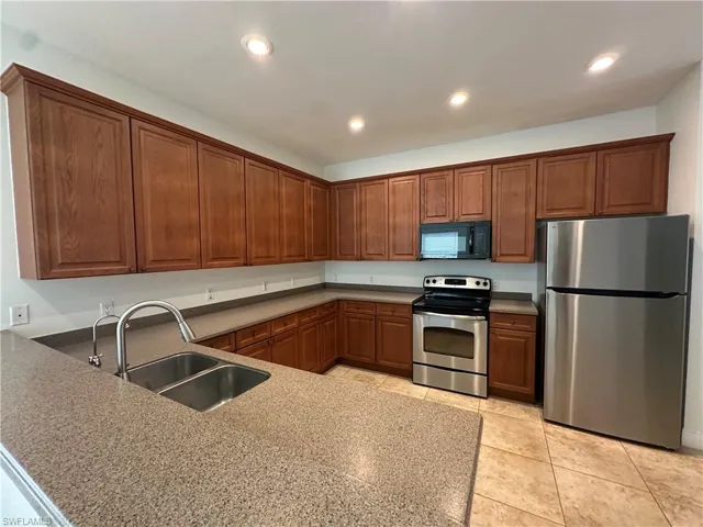 26527 Robin Way, Bonita Springs, Florida 34135