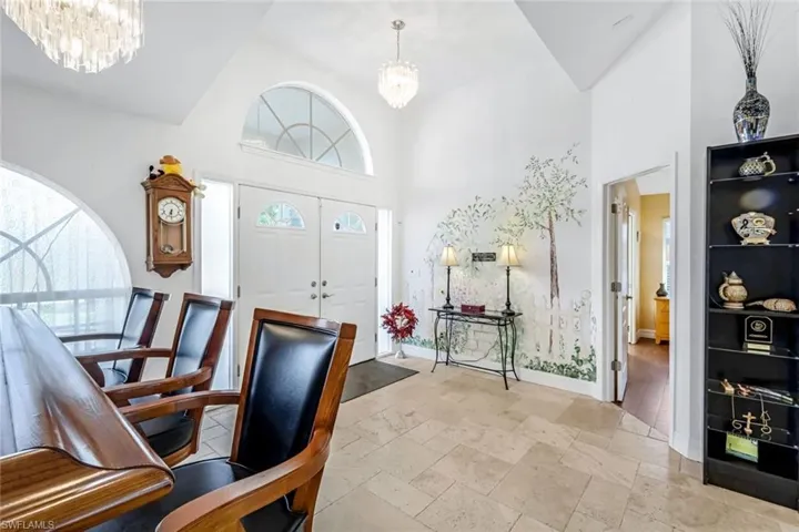 206 SE 19th  LN, Cape Coral, FL 33990