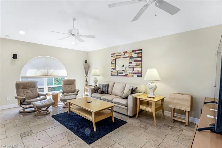 206 SE 19th  LN, Cape Coral, FL 33990