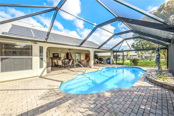 206 SE 19th  LN, Cape Coral, FL 33990