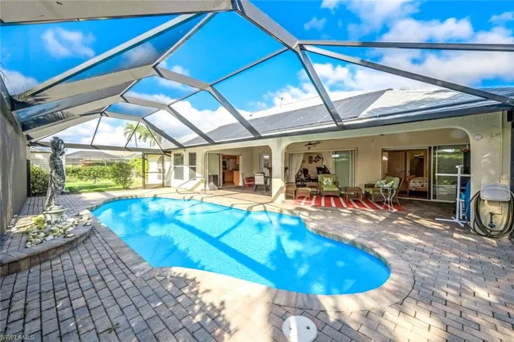 206 SE 19th  LN, Cape Coral, FL 33990
