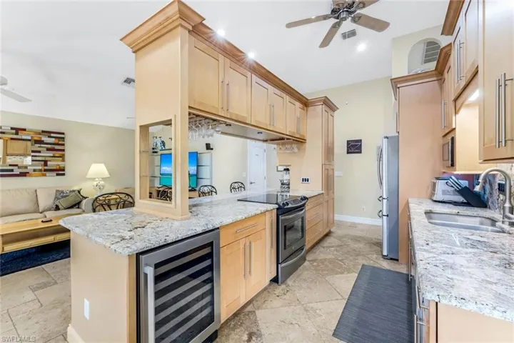 206 SE 19th  LN, Cape Coral, FL 33990