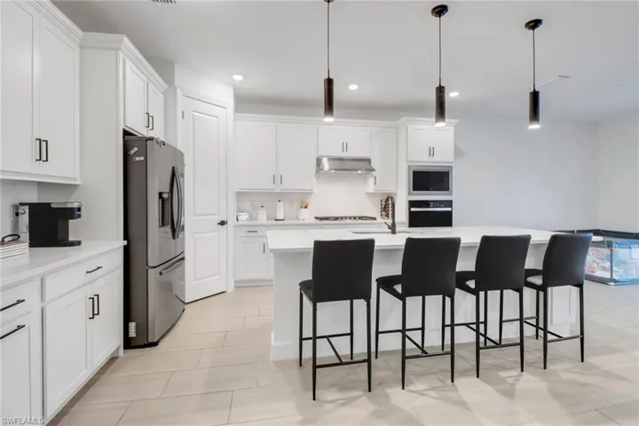 1790  Terreno  BLVD, Naples, FL 34120