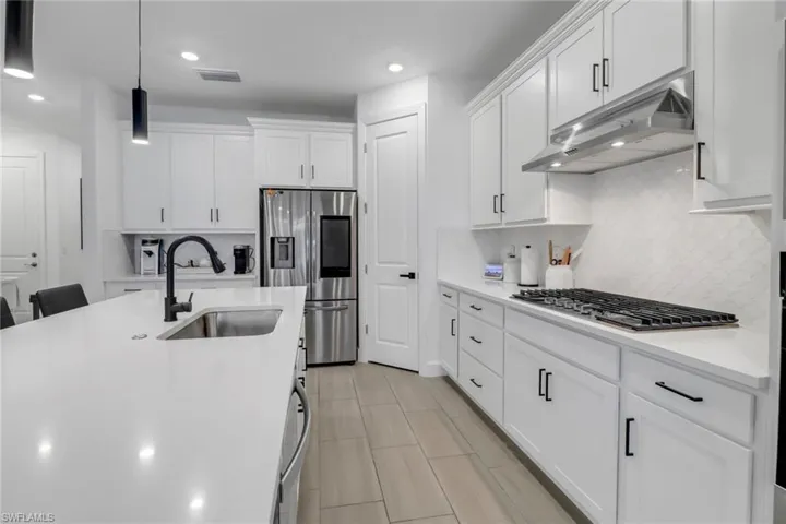 1790  Terreno  BLVD, Naples, FL 34120