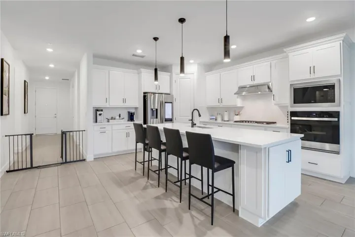 1790  Terreno  BLVD, Naples, FL 34120