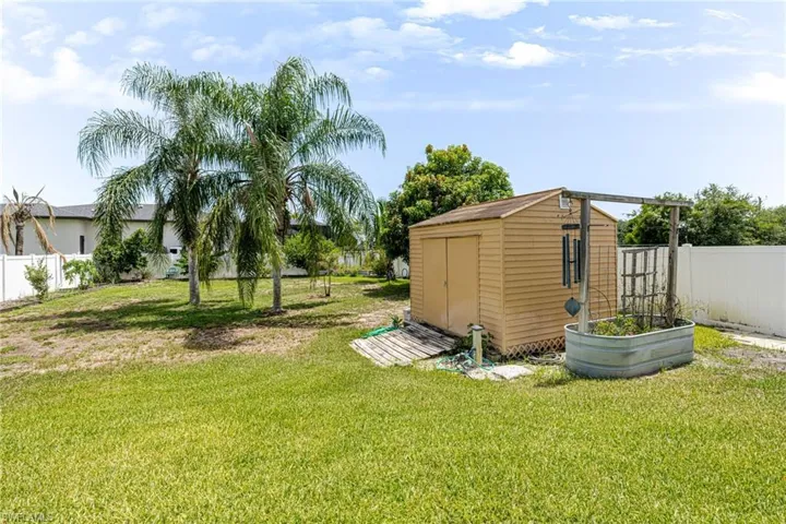 1007 Chaplin Ave, Lehigh Acres, Florida 33971