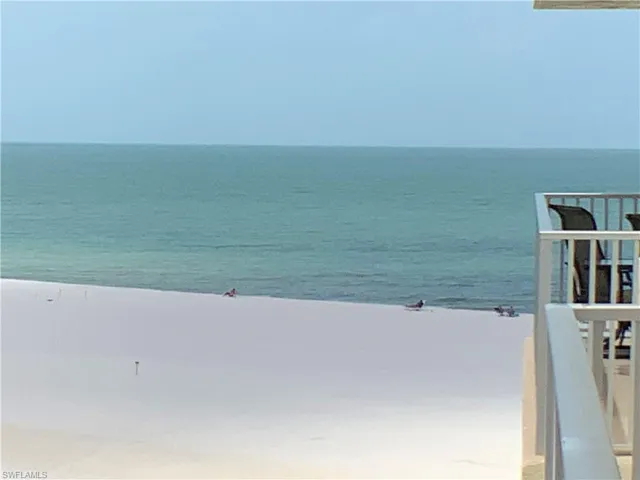 White sands and blue gulf warm waters steps to sand