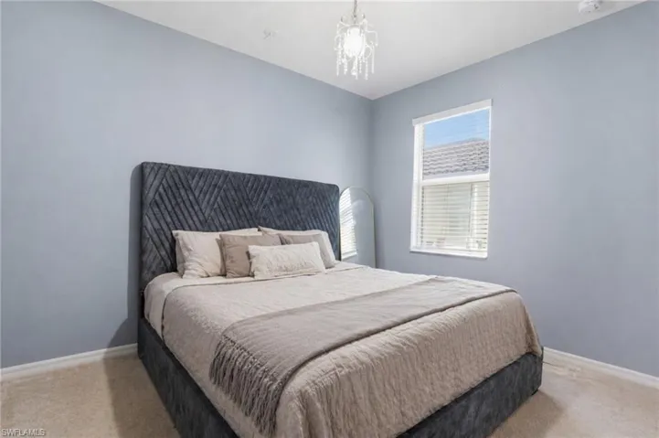 2519 Vine Ave, Naples, Florida 34120