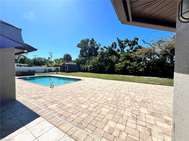 Paver pool deck