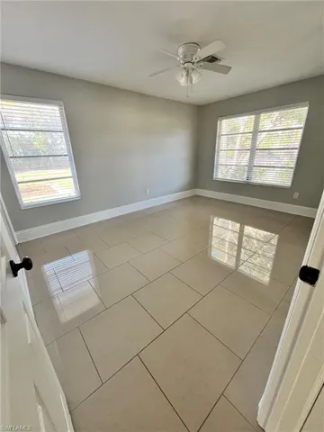 4th bedroom14'11" x 11'1"