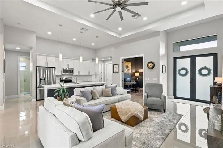 134 Sw 33rd Ave, Cape Coral, Florida 33991