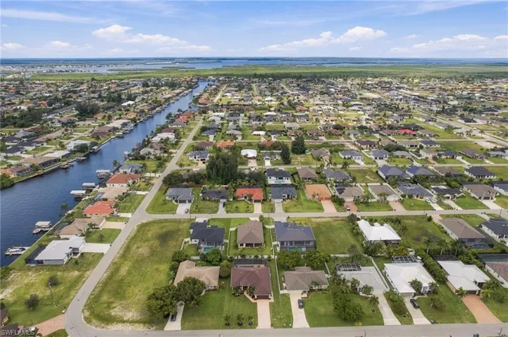 134 Sw 33rd Ave, Cape Coral, Florida 33991