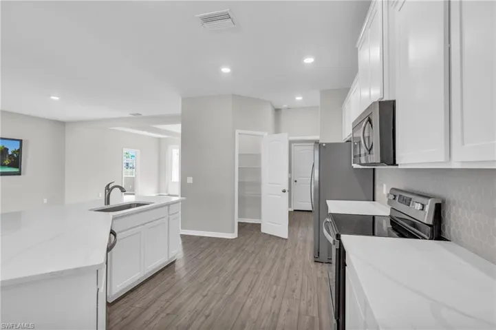 515 Sw 22nd St, Cape Coral Fl 33991