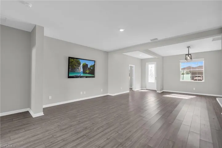 515 Sw 22nd St, Cape Coral Fl 33991
