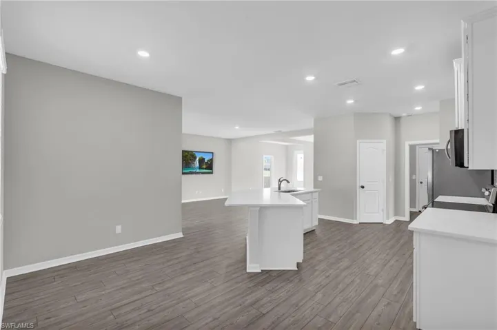 515 Sw 22nd St, Cape Coral Fl 33991