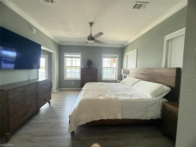 4835 Riverside Dr, Fort Myers, Florida 33905