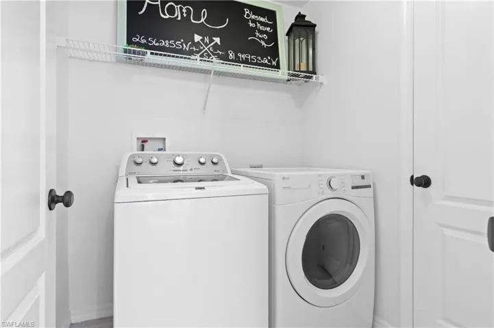 Laundry room includes lLinen closet