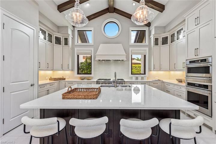 4214 Cortland WAY, NAPLES FL 34119