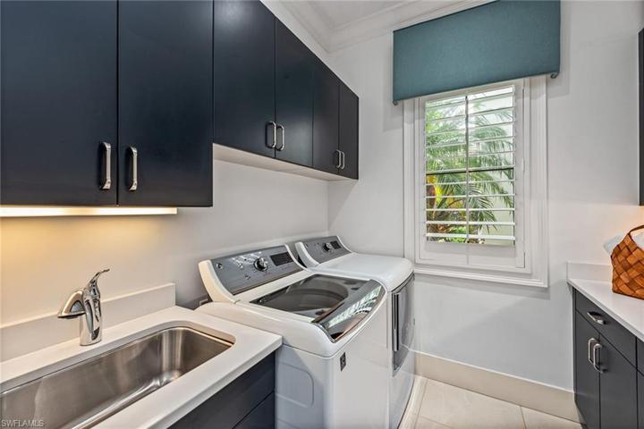 4214 Cortland WAY, NAPLES FL 34119