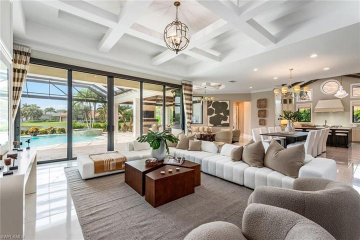 4214 Cortland WAY, NAPLES FL 34119