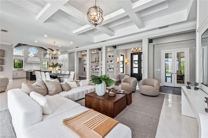 4214 Cortland WAY, NAPLES FL 34119