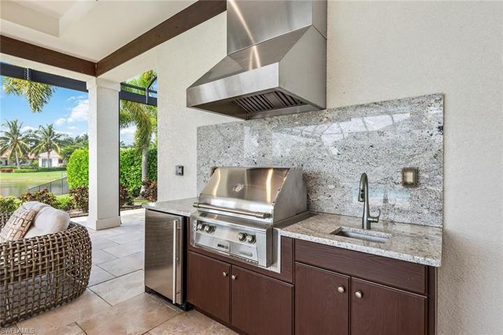 4214 Cortland WAY, NAPLES FL 34119