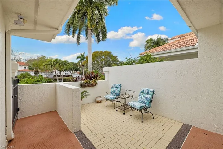 4753 Yacht Harbor Dr, Naples, Florida 34112