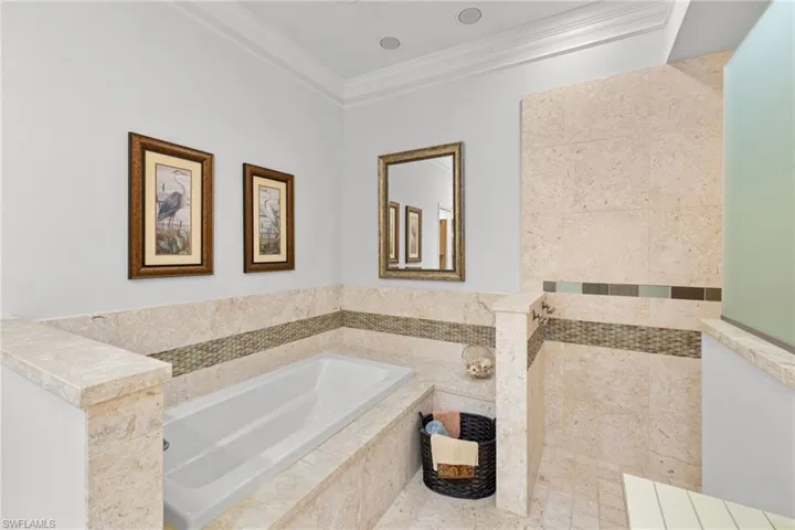 4753 Yacht Harbor Dr, Naples, Florida 34112