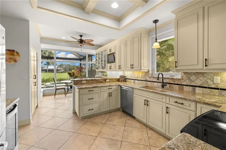 4753 Yacht Harbor Dr, Naples, Florida 34112