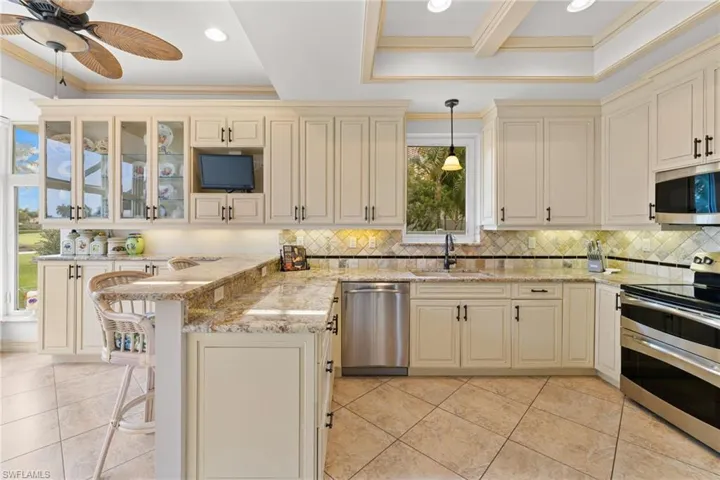 4753 Yacht Harbor Dr, Naples, Florida 34112