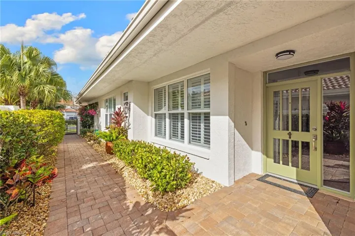 4753 Yacht Harbor Dr, Naples, Florida 34112