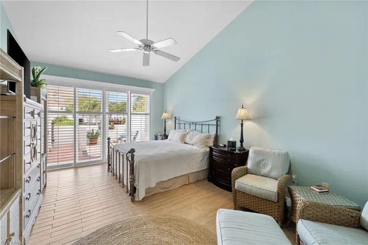 4753 Yacht Harbor Dr, Naples, Florida 34112