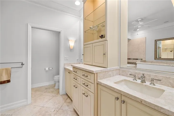 4753 Yacht Harbor Dr, Naples, Florida 34112
