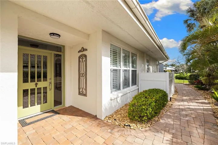4753 Yacht Harbor Dr, Naples, Florida 34112