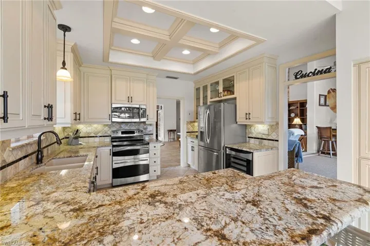 4753 Yacht Harbor Dr, Naples, Florida 34112