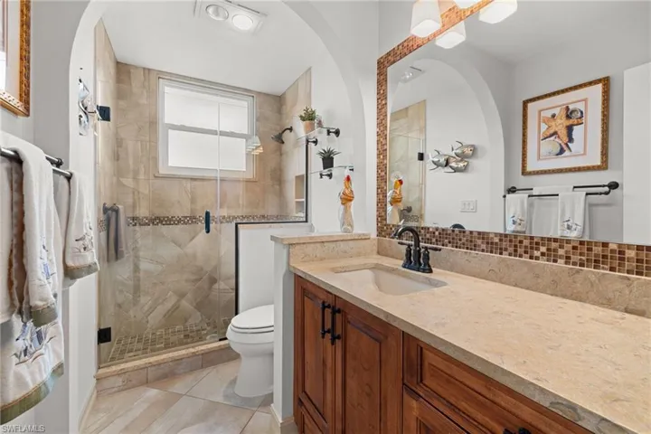 4753 Yacht Harbor Dr, Naples, Florida 34112