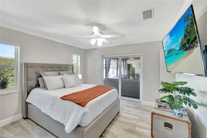 1350 Waikiki Ct, Marco Island, Florida 34145