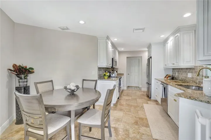 1350 Waikiki Ct, Marco Island, Florida 34145