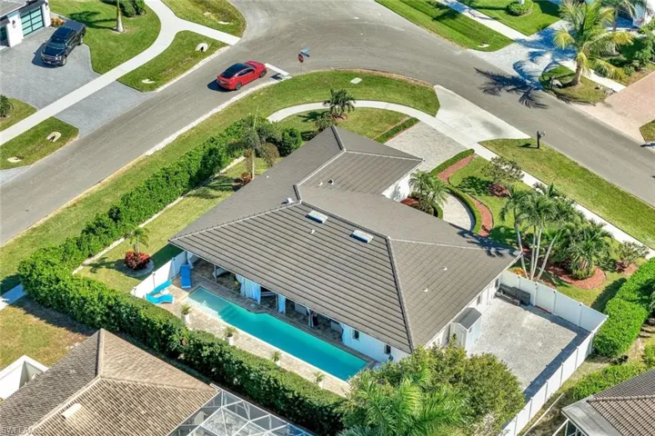 1350 Waikiki Ct, Marco Island, Florida 34145