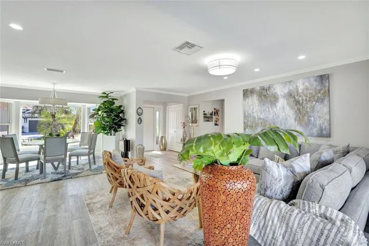 1350 Waikiki Ct, Marco Island, Florida 34145